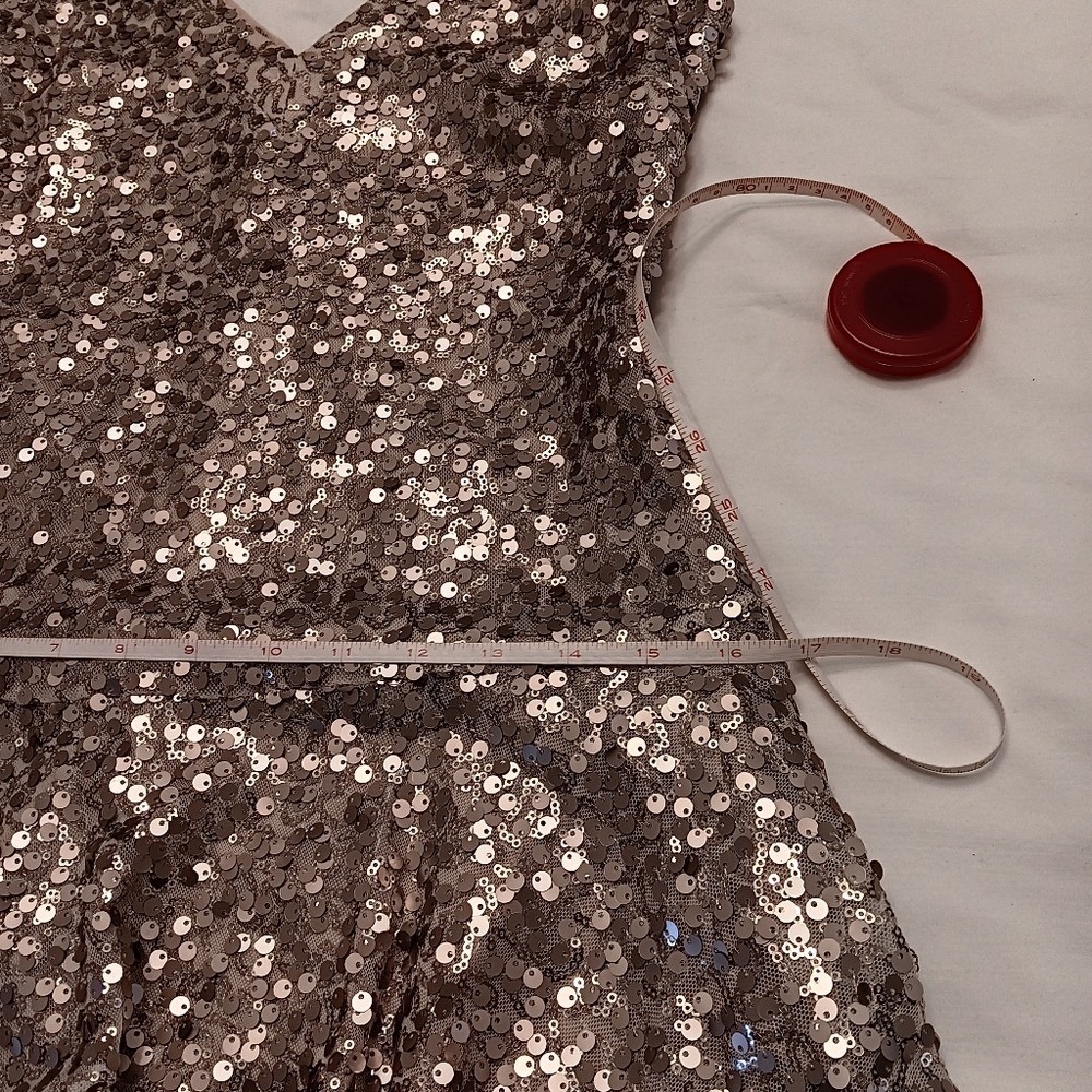 Guess V neck Sequin dress, cocktail‎   - Size Small - Picture 9 of 11